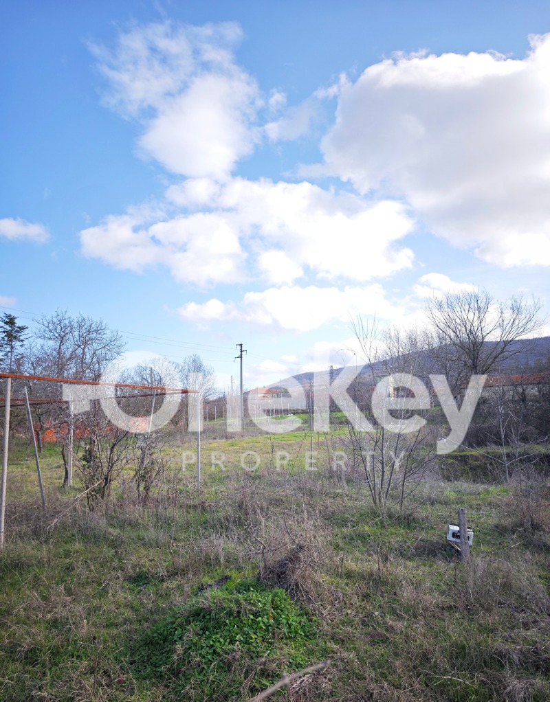 Продава ПАРЦЕЛ в област Варна, с. Петров дол - 884 кв.м / 26 000 € » 50 851.58 лв., УАН КИЙ ПРОПЪРТИ