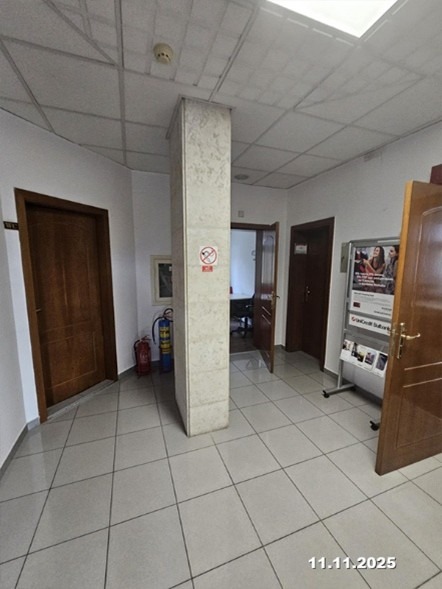 Продава ОФИС, гр. Плевен, Идеален център, снимка 7 - Офиси - 53507359