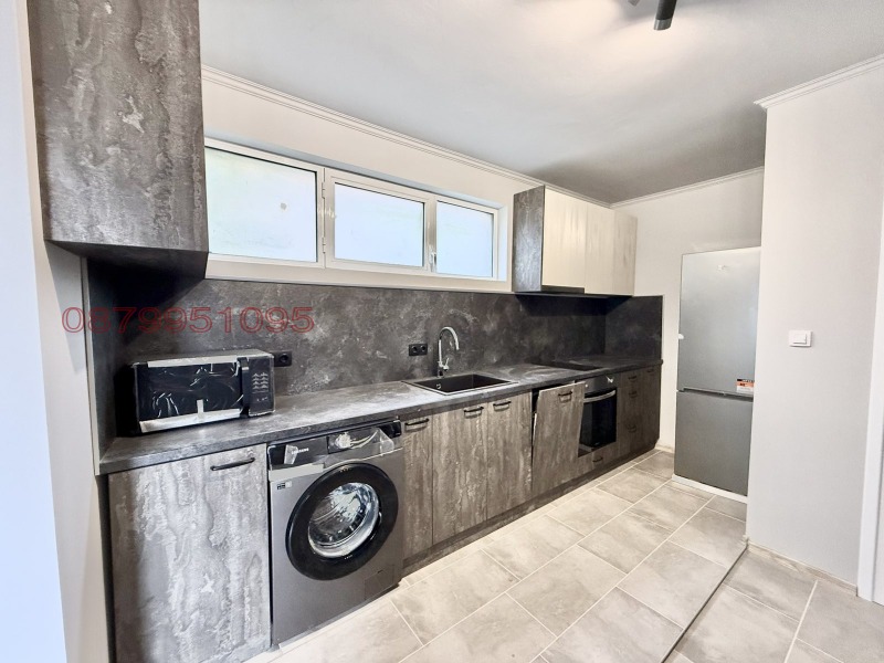 Продава ЕТАЖ ОТ КЪЩА, гр. Варна, Виница, снимка 2 - Етаж от къща - 52381013