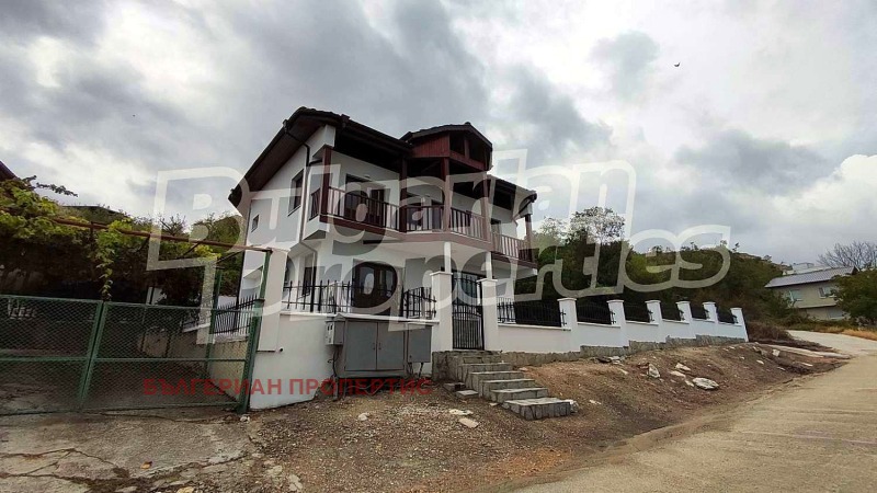 En venta  Casa región Dóbrich , Balchik , 160 metros cuadrados | 36650939 - imagen [3]