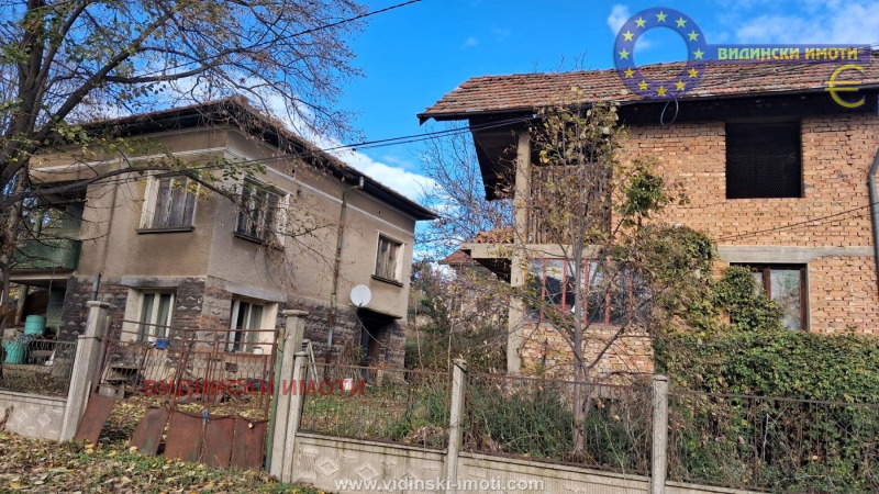 Продава КЪЩА, с. Винарово, област Видин, снимка 5 - Къщи - 52398013