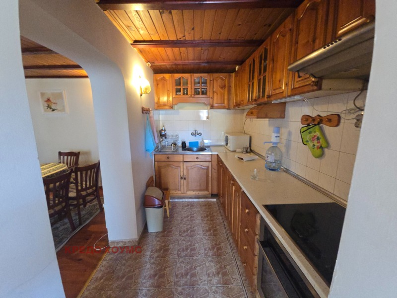 Продава КЪЩА, гр. Дебелец, област Велико Търново, снимка 6 - Къщи - 52658693