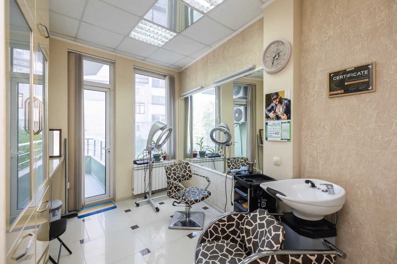 Продава ОФИС, гр. Варна, Трошево, снимка 13 - Офиси - 55006163