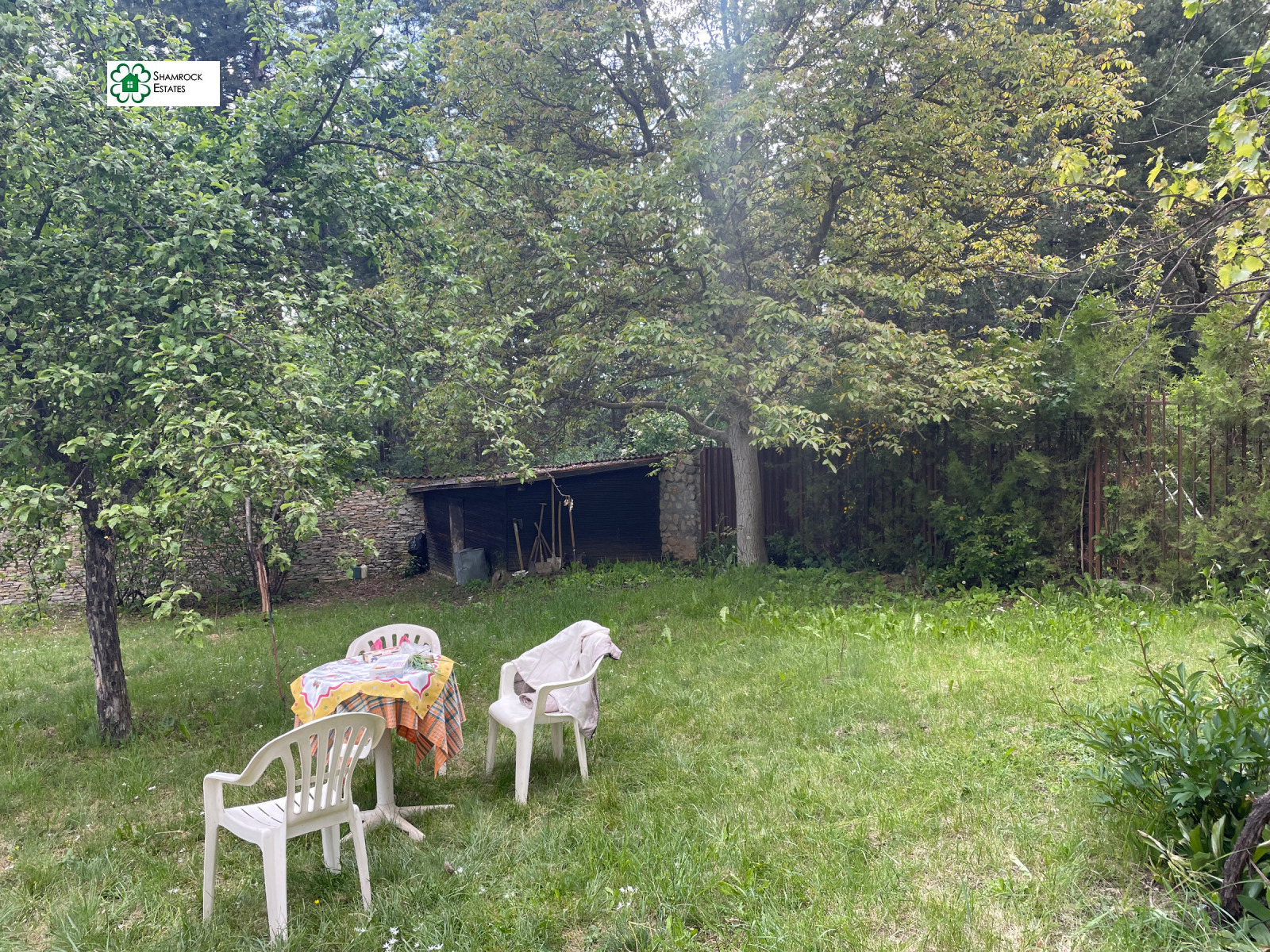 Продава КЪЩА, с. Осоица, област София област, снимка 2 - Къщи - 53626346