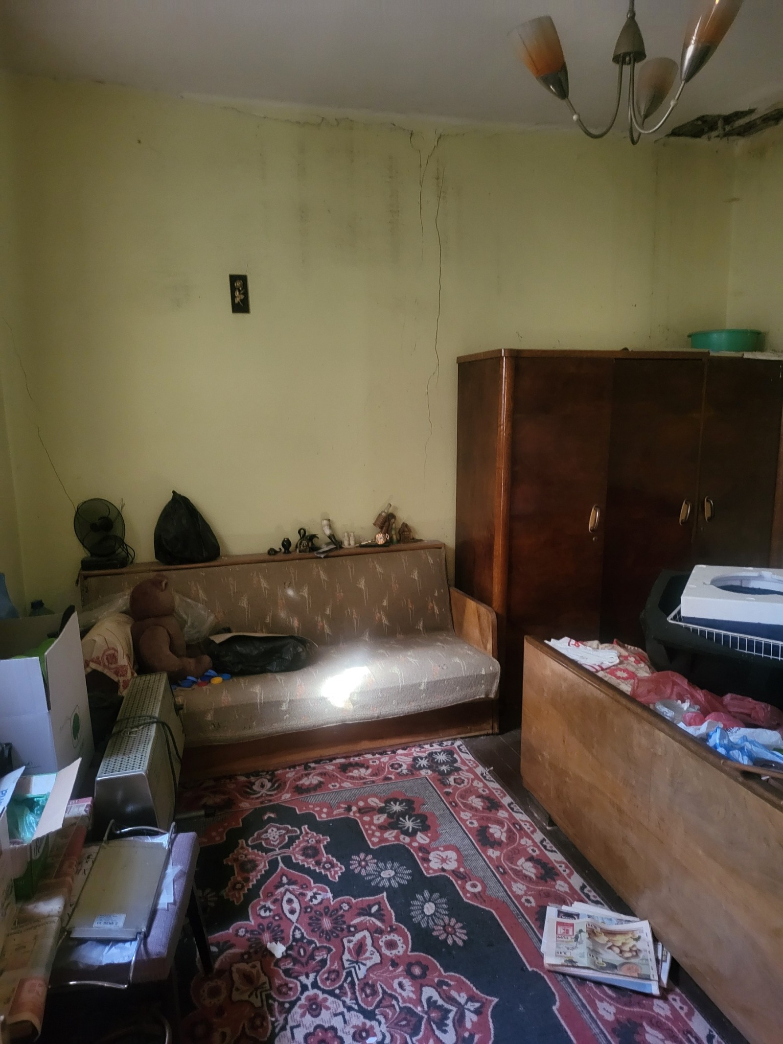 Продава КЪЩА, гр. Плевен, Идеален център, снимка 3 - Къщи - 56168004