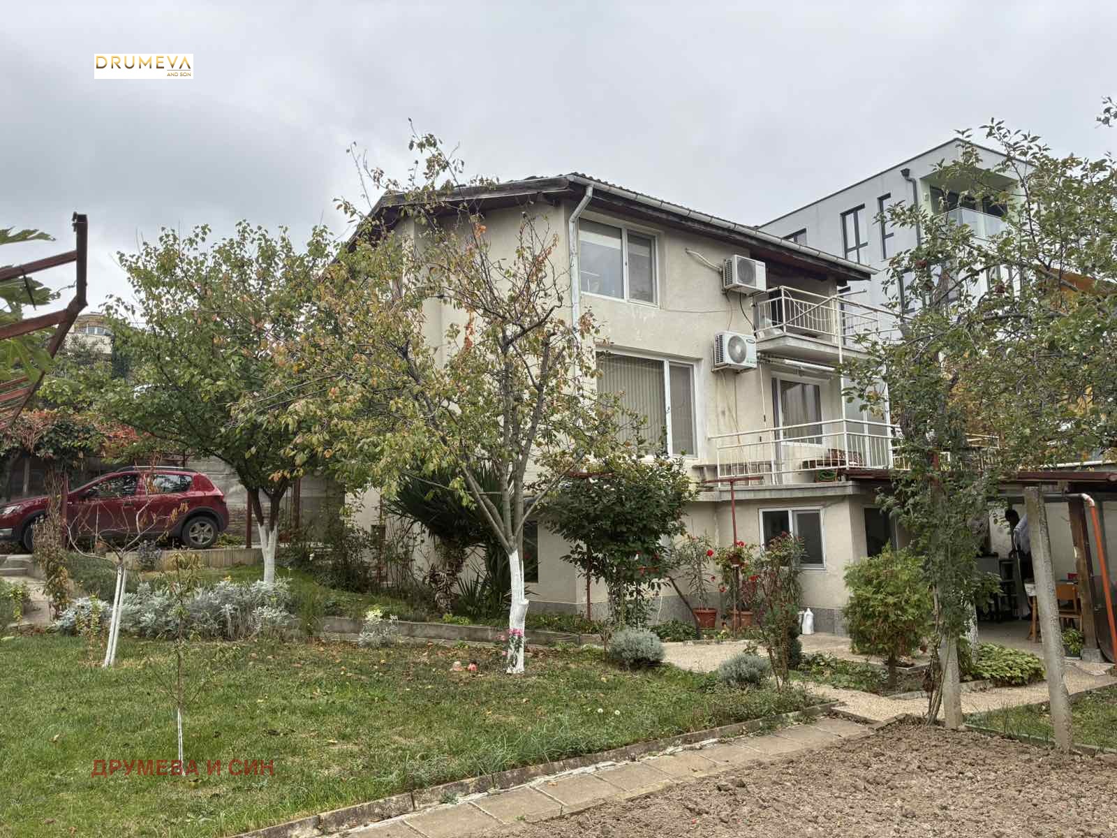 Продава КЪЩА, гр. Варна, м-т Долна Трака