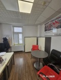 Продава  Офис град Плевен , Идеален център , 744 кв.м | 62752615 - изображение [8]
