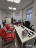 Продава  Офис град Плевен , Идеален център , 744 кв.м | 62752615 - изображение [3]