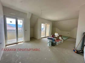Обява продава 3-стаен, град София, Левски