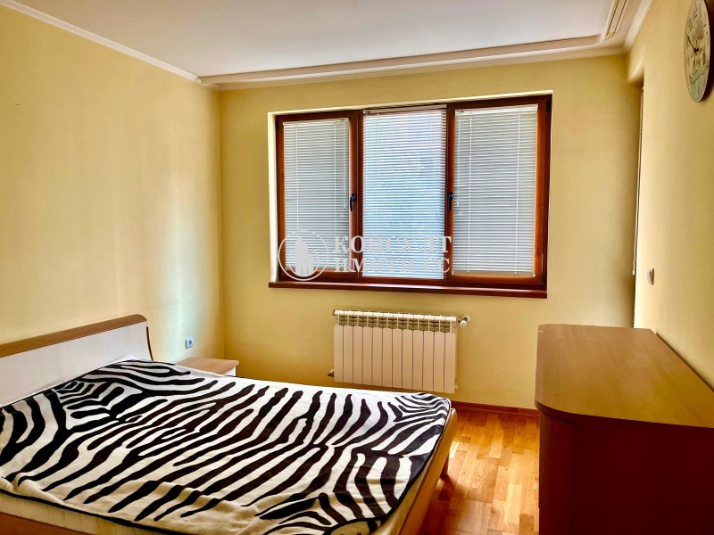 De vânzare  2 dormitoare Stara Zagora , Țentâr , 110 mp | 57569977 - imagine [8]