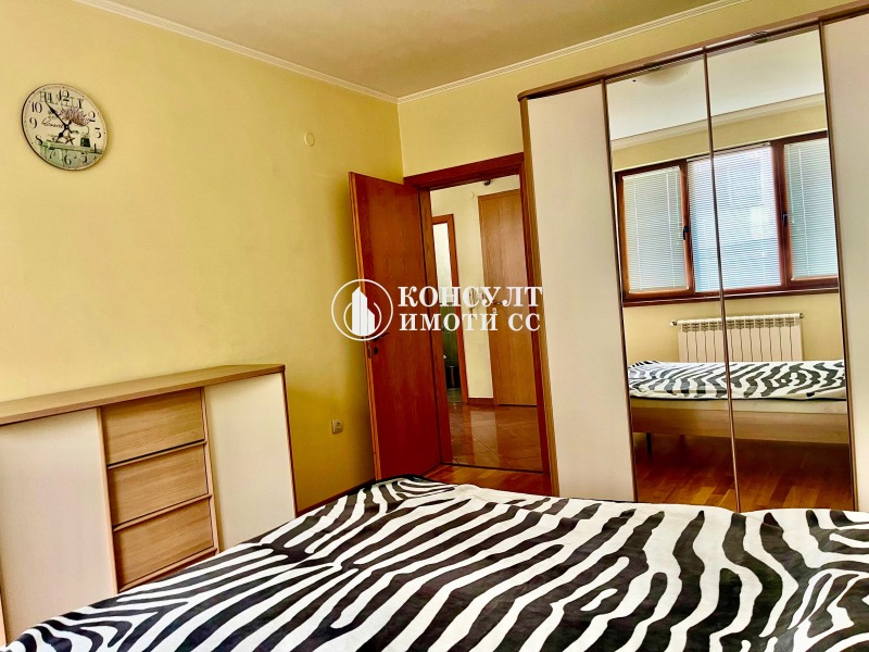 De vânzare  2 dormitoare Stara Zagora , Țentâr , 110 mp | 57569977 - imagine [9]