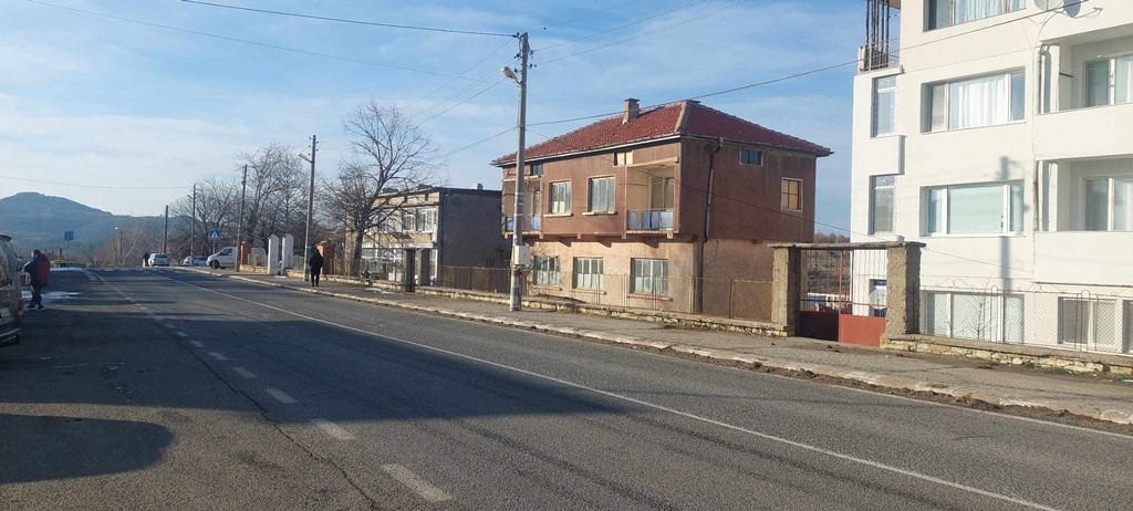 Продава КЪЩА, с. Звездел, област Кърджали, снимка 2 - Къщи - 43828519