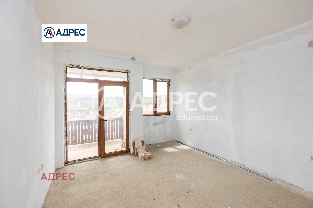 Продава КЪЩА, с. Църква, област Добрич, снимка 4 - Къщи - 54564803