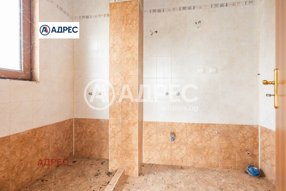 Продава КЪЩА, с. Църква, област Добрич, снимка 8 - Къщи - 54564803