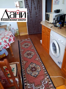 1 dormitorio Everest, Shumen 5