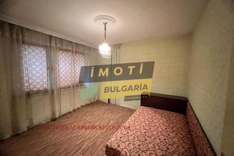 На продаж  1 спальня область Карджали , Момчилград , 76 кв.м | 70256947 - зображення [2]