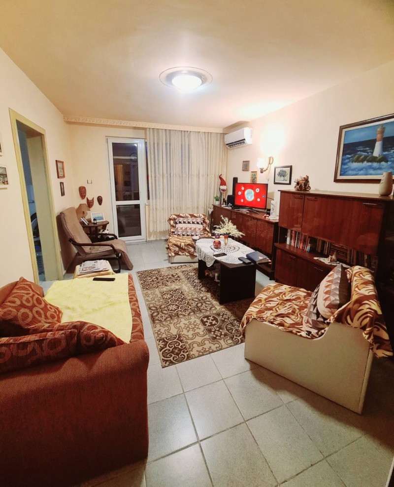 Продава 4-СТАЕН, гр. Варна, Лятно кино Тракия