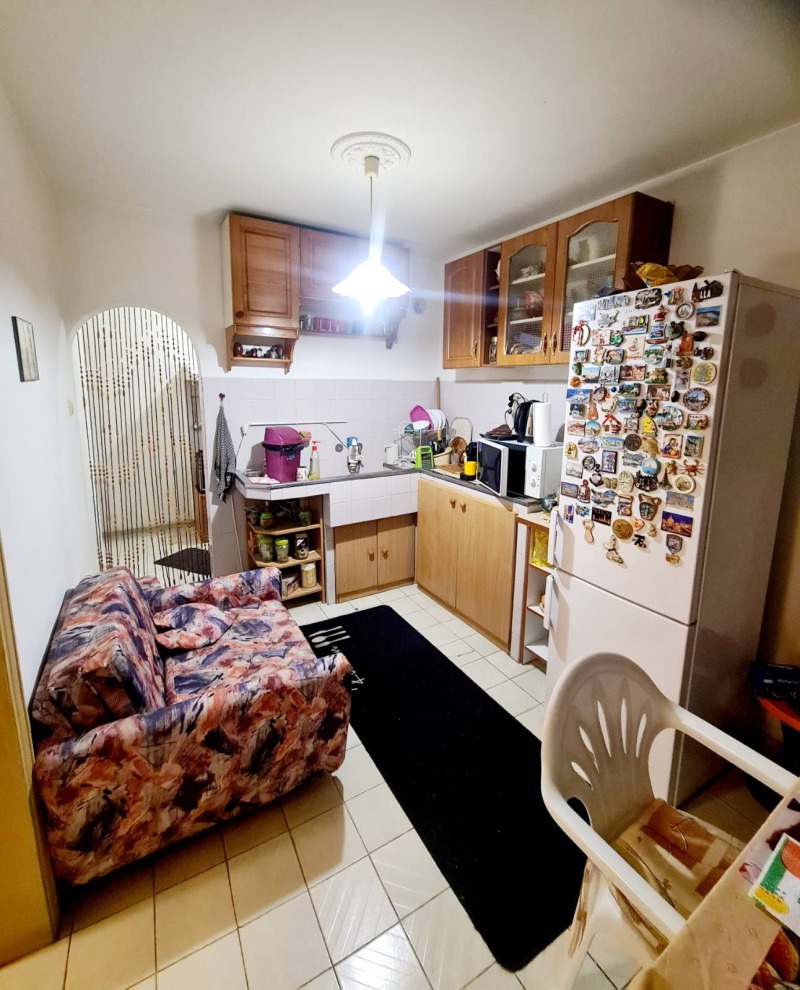 Продава 4-СТАЕН, гр. Варна, Лятно кино Тракия, снимка 3 - Апартаменти - 53267419