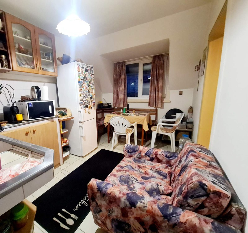 Продава 4-СТАЕН, гр. Варна, Лятно кино Тракия, снимка 2 - Апартаменти - 53267419