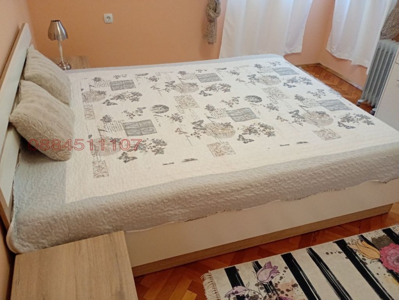 Продава 4-СТАЕН, гр. Велико Търново, Център, снимка 7 - Апартаменти - 53272953