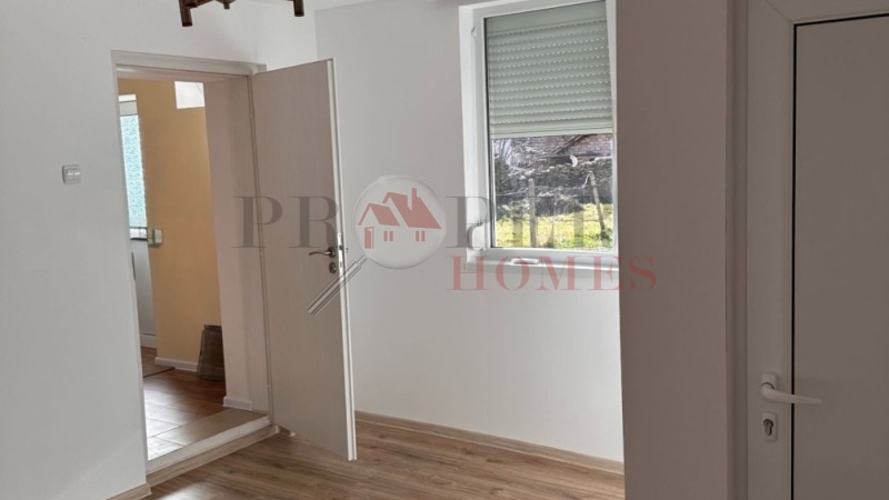 Продава КЪЩА, гр. Павликени, област Велико Търново, снимка 9 - Къщи - 52622705