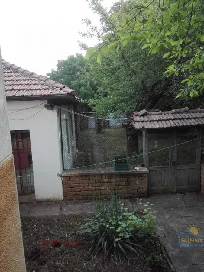 Продава КЪЩА, с. Дъскот, област Велико Търново, снимка 3 - Къщи - 52649222