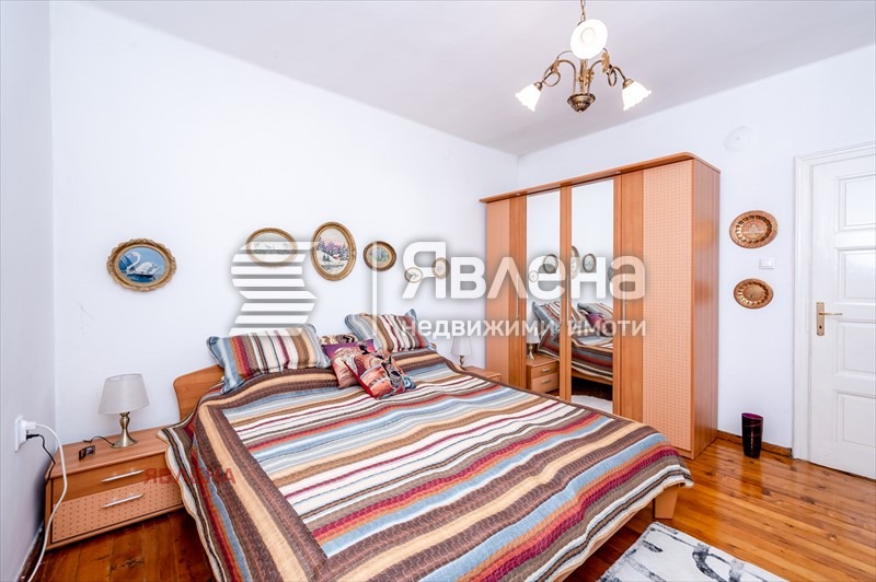 Продава КЪЩА, гр. София, Лозенец, снимка 17 - Къщи - 53068379