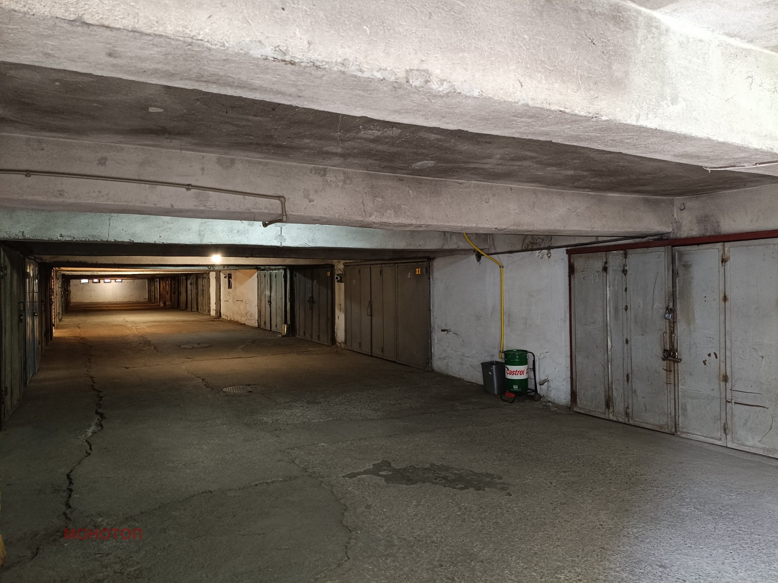 Продава ГАРАЖ, ПАРКОМЯСТО, гр. София, Гео Милев, снимка 2 - Гаражи и паркоместа - 54054445