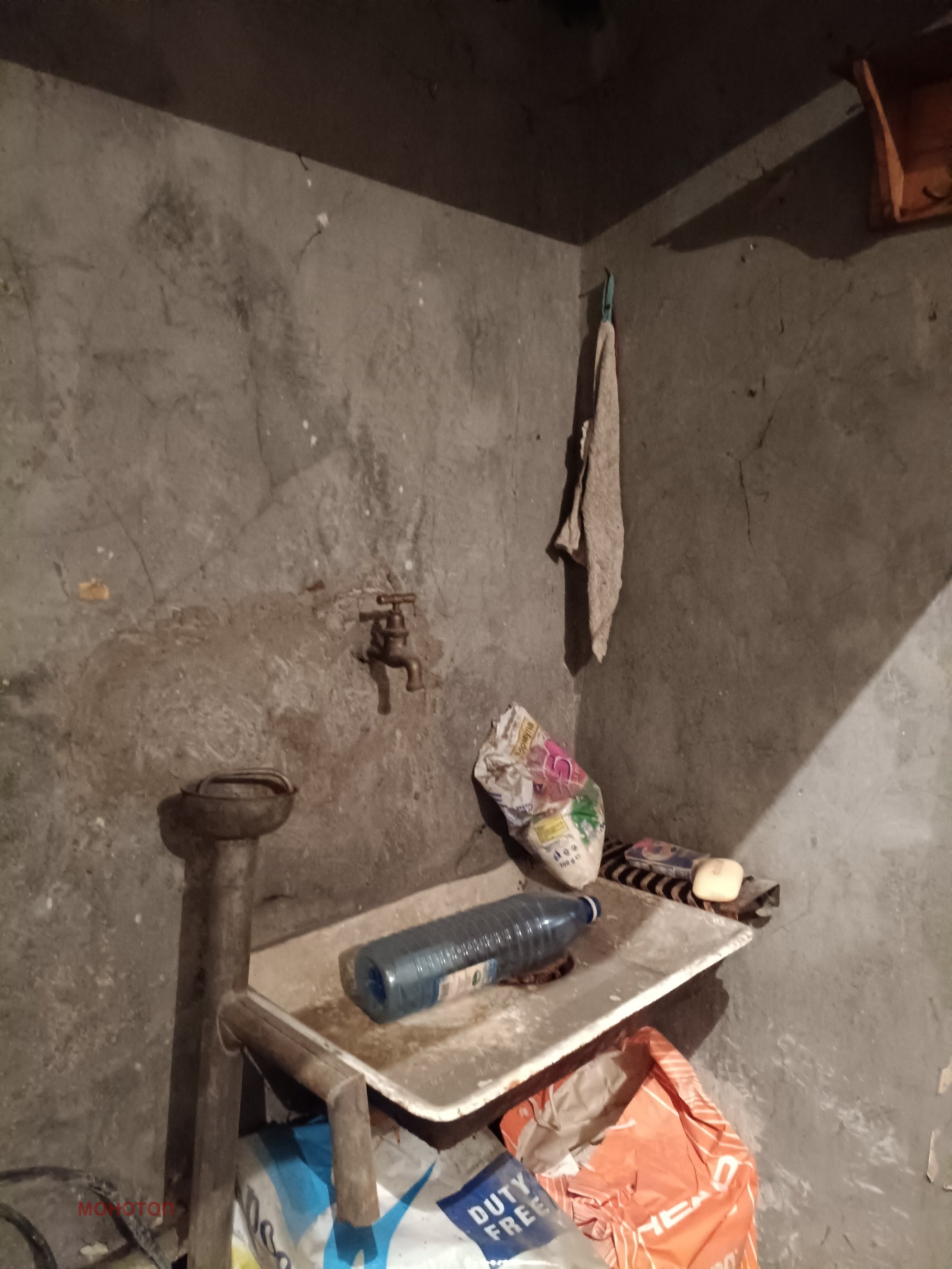 Продава ГАРАЖ, ПАРКОМЯСТО, гр. София, Гео Милев, снимка 5 - Гаражи и паркоместа - 54054445