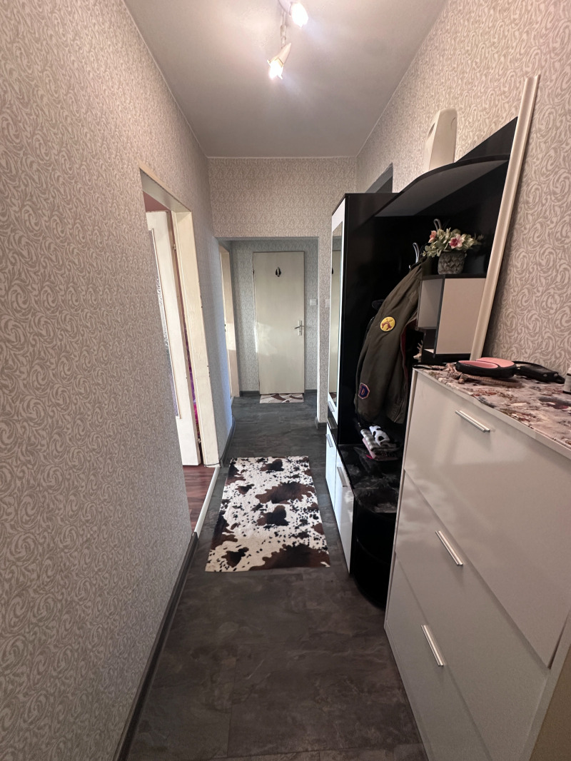 Продава 3-СТАЕН в област Перник, гр. Радомир - 101 кв.м / 125 000 € » 244 478.75 лв., ДОМ ИНВЕСТ СОФИЯ