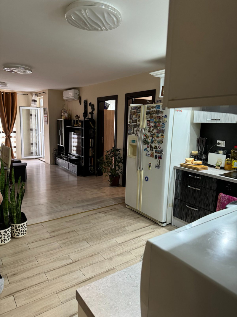 Te koop  3+ slaapkamer Plovdiv , Gagarin , 150 m² | 89276410 - afbeelding [3]