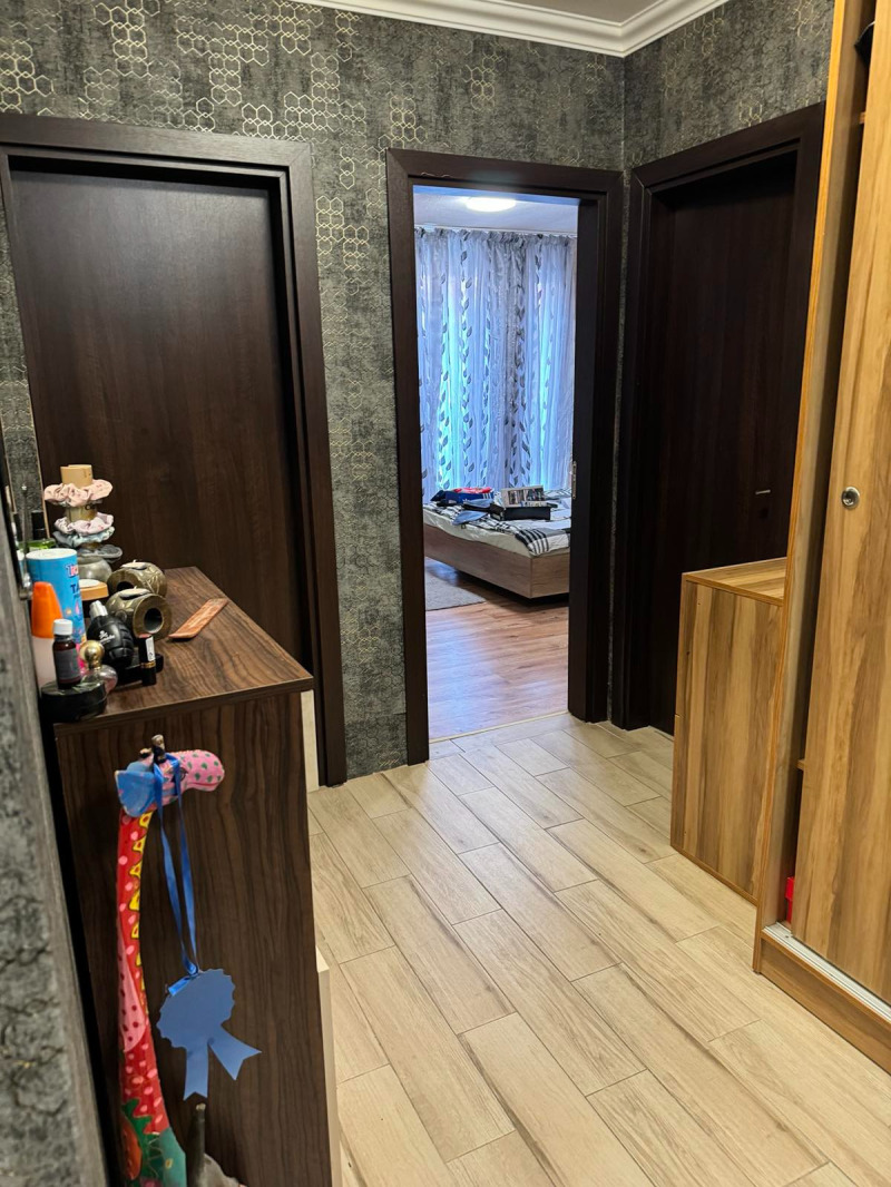 На продаж  3+ кімнати Пловдив , Гагарин , 150 кв.м | 89276410 - зображення [9]