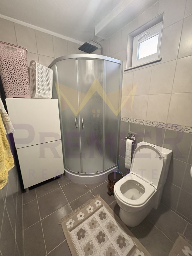 Продава КЪЩА, с. Малка поляна, област Бургас, снимка 10 - Къщи - 54110294