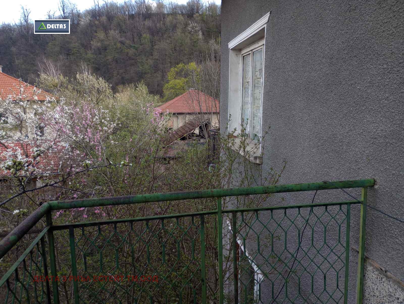 Продава КЪЩА, гр. Берковица, област Монтана, снимка 4 - Къщи - 54740360