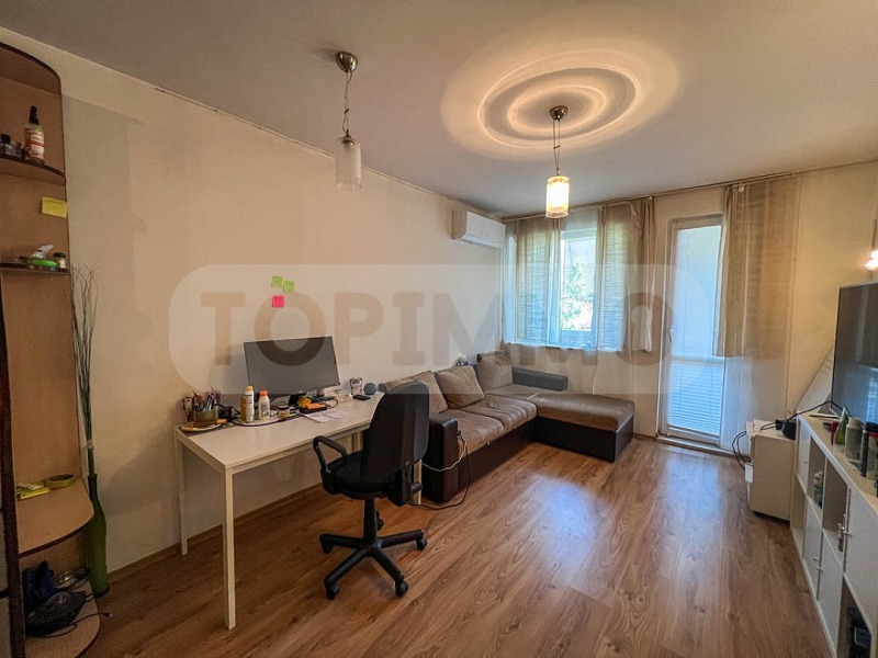 Продава  3-стаен град Варна , Окръжна болница-Генерали , 93 кв.м | 36537201 - изображение [2]