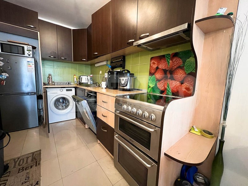 Продава  3-стаен град Варна , Окръжна болница-Генерали , 93 кв.м | 36537201 - изображение [4]