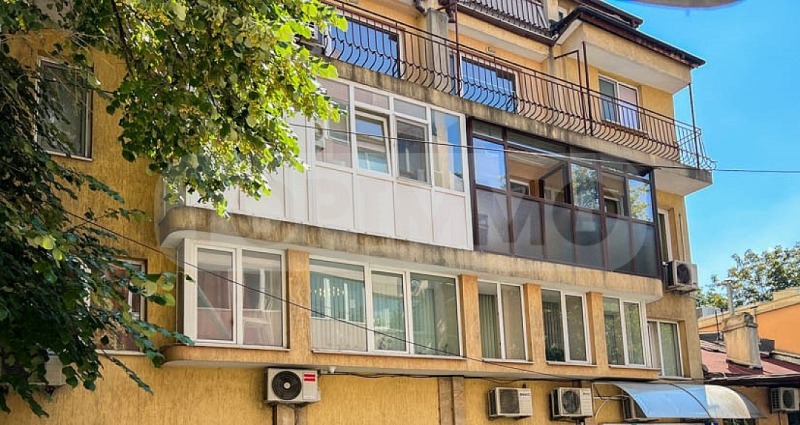 Продава  3-стаен град Варна , Окръжна болница-Генерали , 93 кв.м | 36537201