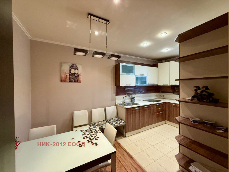 Te koop  3 slaapkamers Sjumen , Tombul dzjamija , 100 m² | 52248491 - afbeelding [3]