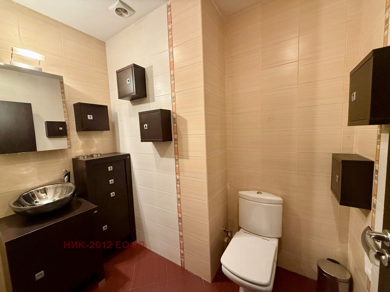 Te koop  3 slaapkamers Sjumen , Tombul dzjamija , 100 m² | 52248491 - afbeelding [8]
