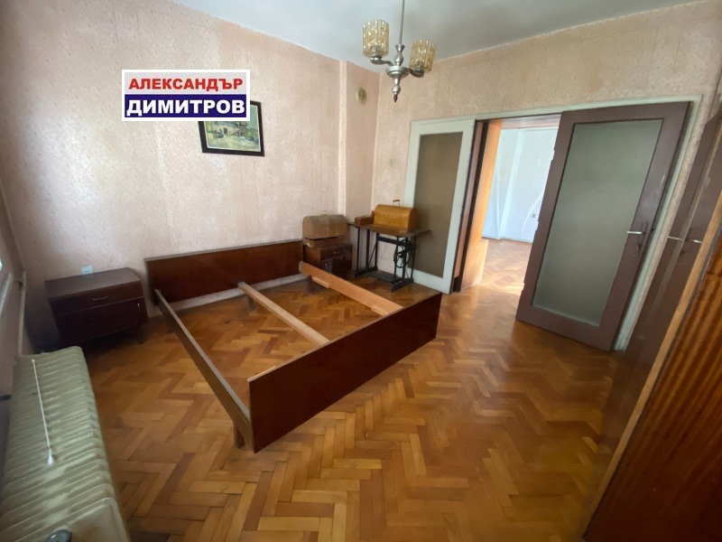 На продаж  3 кімнатна Русе , Родина 2 , 115 кв.м | 47040390 - зображення [3]