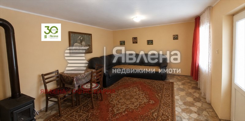 Продава КЪЩА, с. Стожер, област Добрич, снимка 3 - Къщи - 54611739
