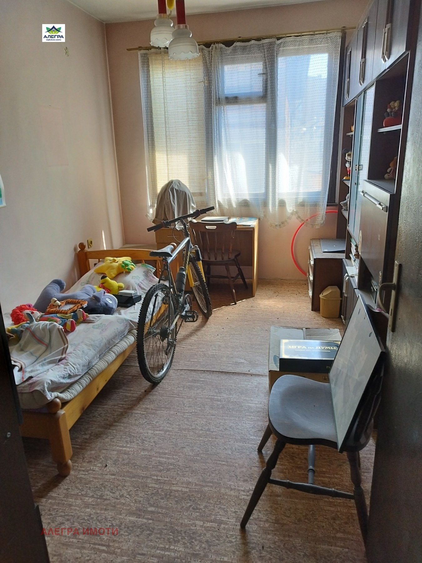 Продава ЕТАЖ ОТ КЪЩА, гр. Пазарджик, Център, снимка 4 - Етаж от къща - 55054359