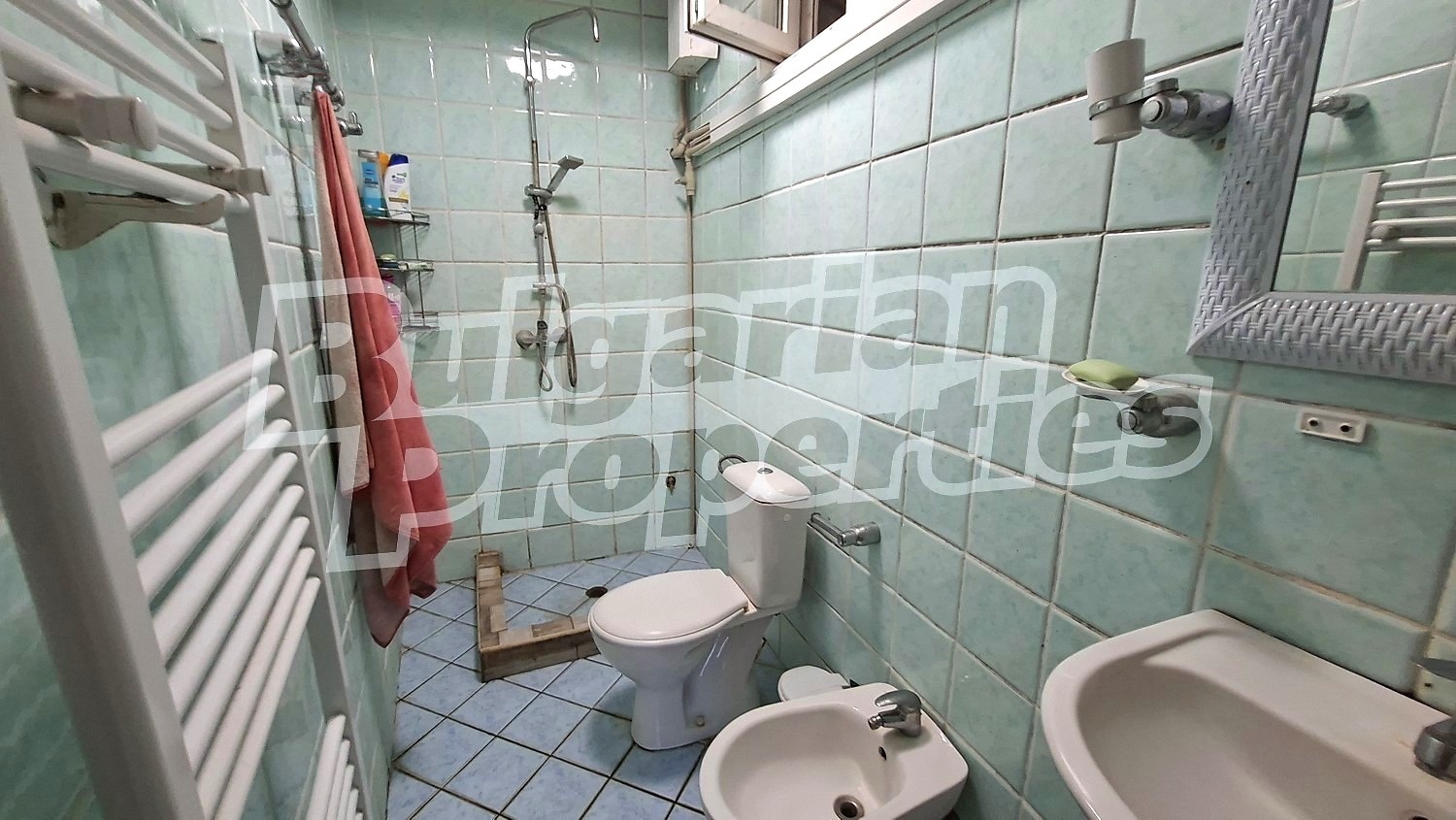 Продава КЪЩА, гр. Аксаково, област Варна, снимка 16 - Къщи - 54262988