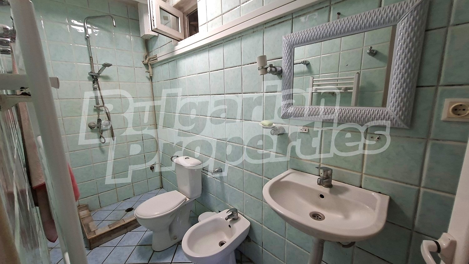 Продава КЪЩА, гр. Аксаково, област Варна, снимка 9 - Къщи - 54262988