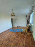 Продава МНОГОСТАЕН, гр. Търговище, Боровец, снимка 9