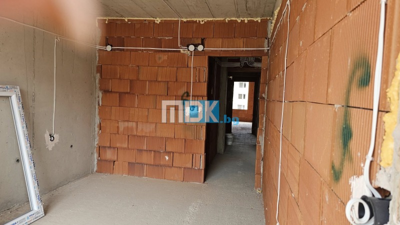 Til salgs  1 soverom Plovdiv , Ostromila , 65 kvm | 84627683 - bilde [5]
