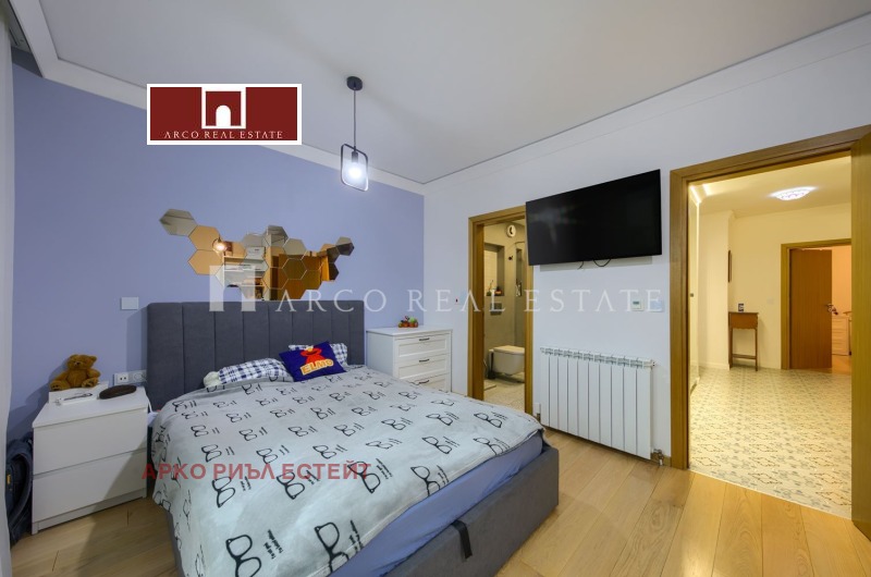 Na sprzedaż  3 sypialnie Sofia , Lozenec , 250 mkw | 24271448 - obraz [15]