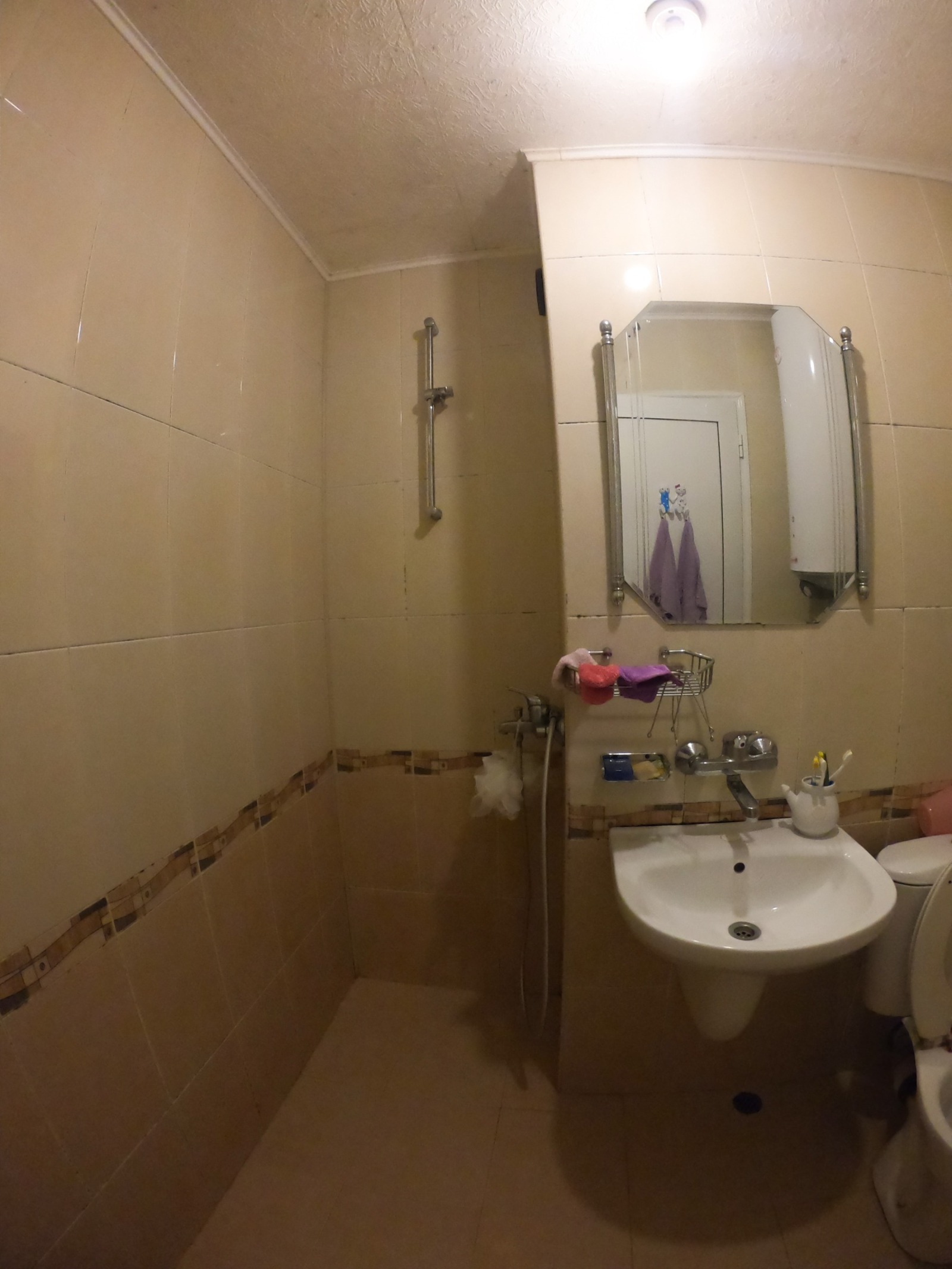 Продава МНОГОСТАЕН, гр. Благоевград, Еленово 2, снимка 15 - Апартаменти - 54910766