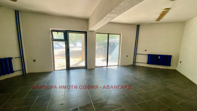 Продава МАГАЗИН в град София, Люлин 10 - 49 кв.м / 85 000 € » 166 245.55 лв., КАНТОРА ИМОТИ СОФИЯ - АВАНГАРД