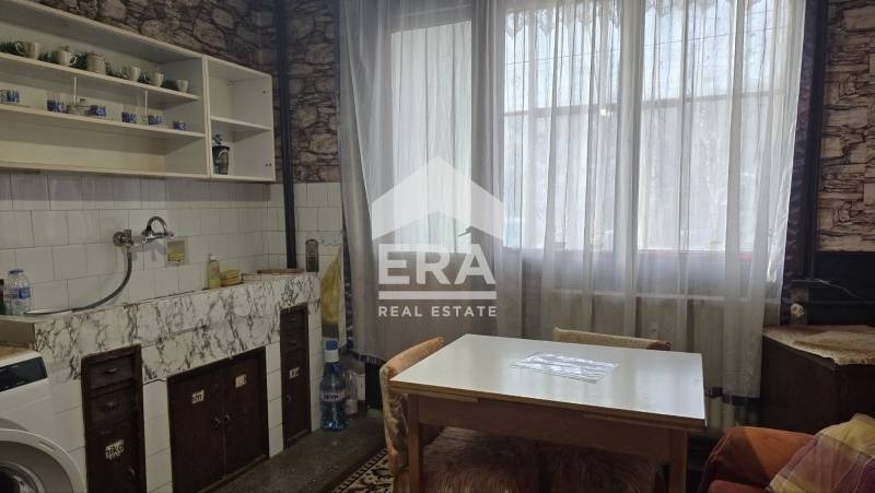 Продава 2-СТАЕН, гр. Перник, Център, снимка 10 - Апартаменти - 52642511